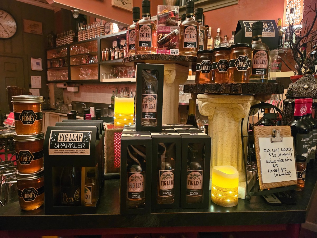 7 St. Louis spots where you can shop local this holiday season